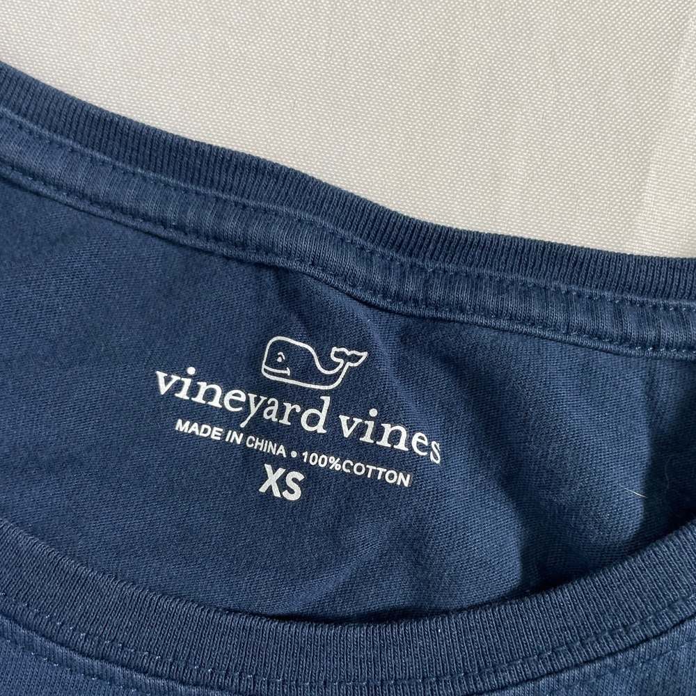 Vineyard Vines Long Sleeve Cropped Navy Blue Whale Sailboats T-Shirt Women's XS - Picture 8 of 9